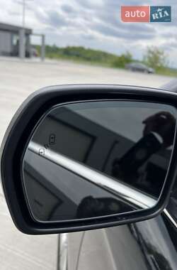 Внедорожник / Кроссовер Ford Edge 2015 в 