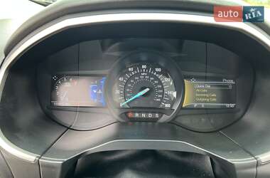 Внедорожник / Кроссовер Ford Edge 2015 в 
