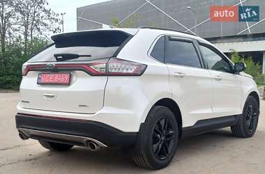 Позашляховик / Кросовер Ford Edge 2018 в 