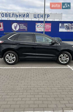 Внедорожник / Кроссовер Ford Edge 2016 в 