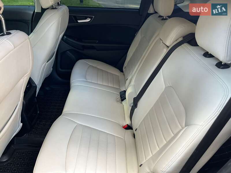 Внедорожник / Кроссовер Ford Edge 2016 в Чернигове