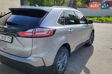 Позашляховик / Кросовер Ford Edge 2021 в 