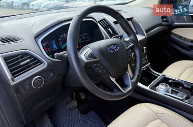 Позашляховик / Кросовер Ford Edge 2020 в 