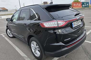 Внедорожник / Кроссовер Ford Edge 2018 в 