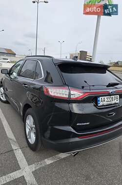 Внедорожник / Кроссовер Ford Edge 2018 в 