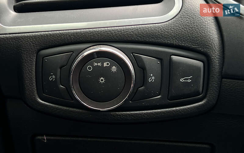 Позашляховик / Кросовер Ford Edge 2016 в Львові