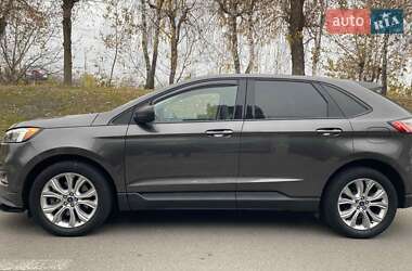 Внедорожник / Кроссовер Ford Edge 2019 в 