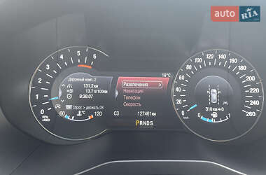 Позашляховик / Кросовер Ford Edge 2019 в 