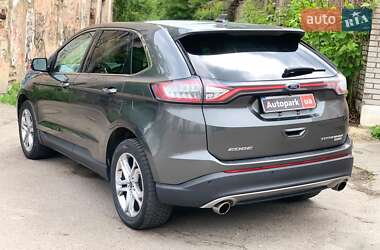 Позашляховик / Кросовер Ford Edge 2016 в 