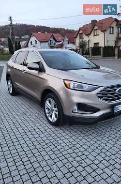 Внедорожник / Кроссовер Ford Edge 2020 в 