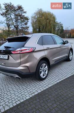 Внедорожник / Кроссовер Ford Edge 2020 в 