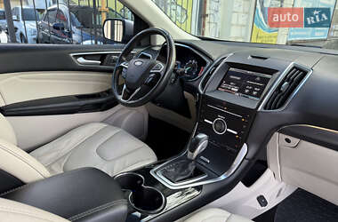 Внедорожник / Кроссовер Ford Edge 2015 в 