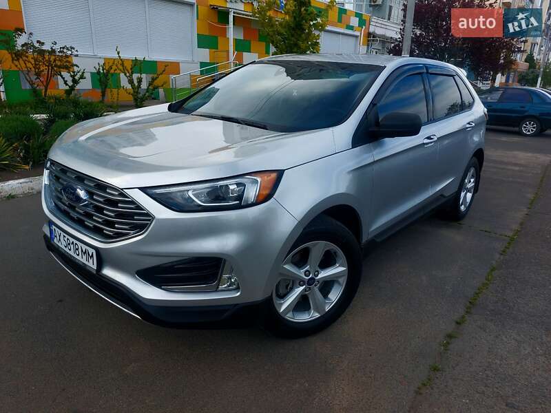 Внедорожник / Кроссовер Ford Edge 2019 в 