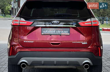 Внедорожник / Кроссовер Ford Edge 2019 в 