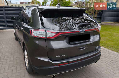 Позашляховик / Кросовер Ford Edge 2018 в 