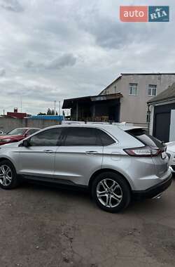 Позашляховик / Кросовер Ford Edge 2016 в 