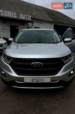 Позашляховик / Кросовер Ford Edge 2016 в 