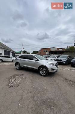 Позашляховик / Кросовер Ford Edge 2016 в 