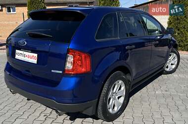 Позашляховик / Кросовер Ford Edge 2013 в 