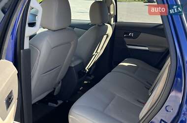 Позашляховик / Кросовер Ford Edge 2013 в 