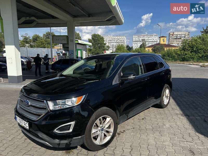 Внедорожник / Кроссовер Ford Edge 2016 в 