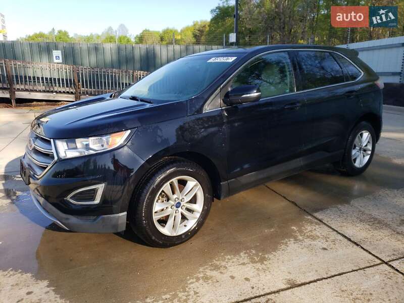 Внедорожник / Кроссовер Ford Edge 2015 в 