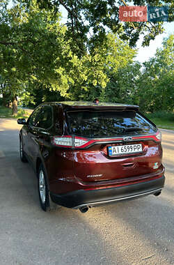 Позашляховик / Кросовер Ford Edge 2015 в 