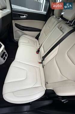 Внедорожник / Кроссовер Ford Edge 2020 в 