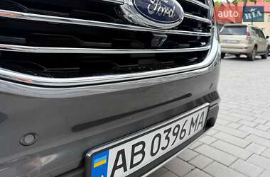 Внедорожник / Кроссовер Ford Edge 2020 в 
