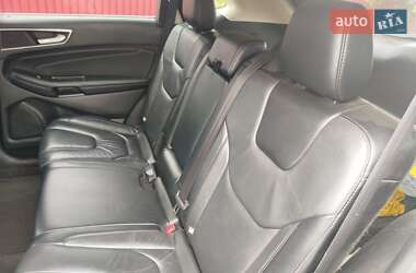 Внедорожник / Кроссовер Ford Edge 2016 в 