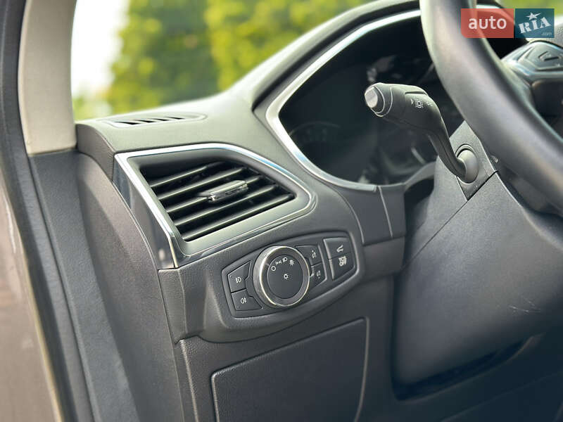 Внедорожник / Кроссовер Ford Edge 2019 в Одессе