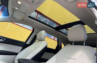 Внедорожник / Кроссовер Ford Edge 2017 в 