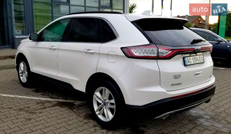 Внедорожник / Кроссовер Ford Edge 2016 в Нововолынске