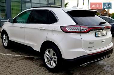 Внедорожник / Кроссовер Ford Edge 2016 в 