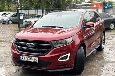 Внедорожник / Кроссовер Ford Edge 2016 в 