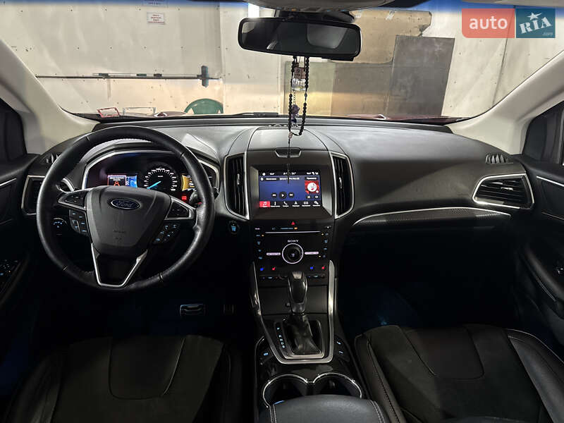 Внедорожник / Кроссовер Ford Edge 2016 в Ивано-Франковске