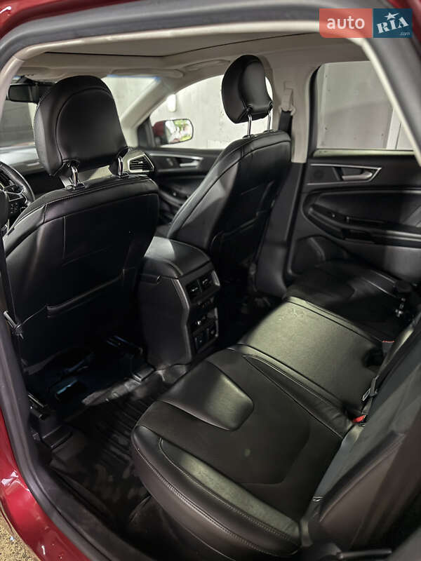 Внедорожник / Кроссовер Ford Edge 2016 в Ивано-Франковске