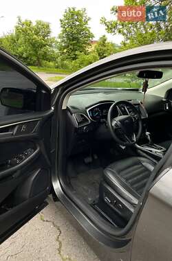 Внедорожник / Кроссовер Ford Edge 2015 в 