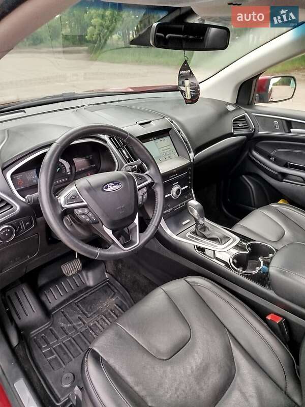 Позашляховик / Кросовер Ford Edge 2018 в Умані