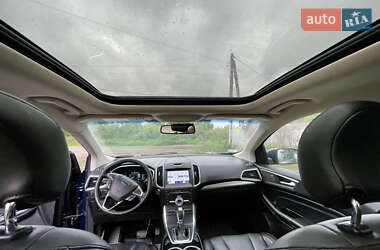 Внедорожник / Кроссовер Ford Edge 2017 в 