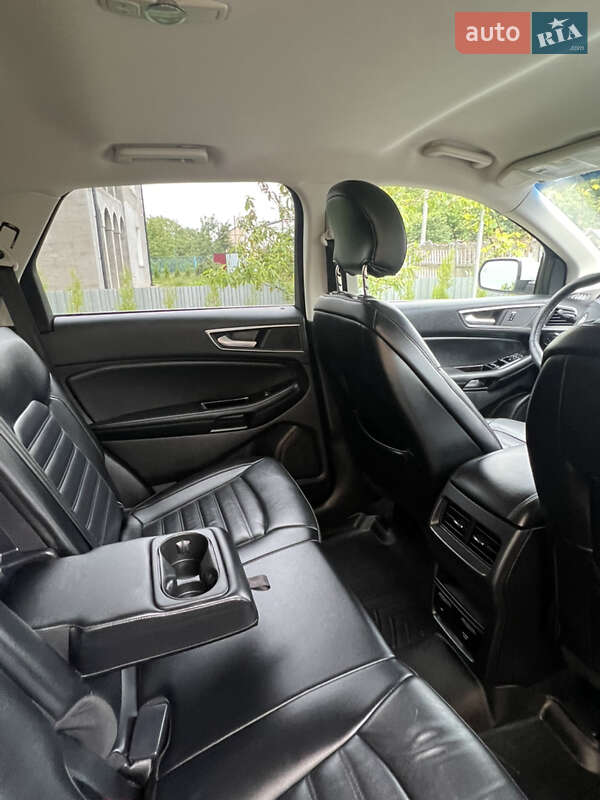 Внедорожник / Кроссовер Ford Edge 2016 в Дубно