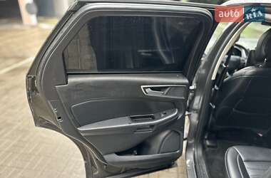 Внедорожник / Кроссовер Ford Edge 2015 в 