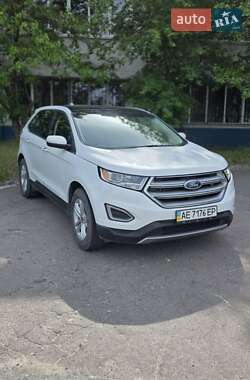 Внедорожник / Кроссовер Ford Edge 2017 в 
