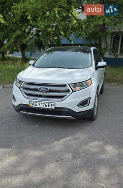 Внедорожник / Кроссовер Ford Edge 2017 в 