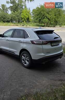 Внедорожник / Кроссовер Ford Edge 2017 в 