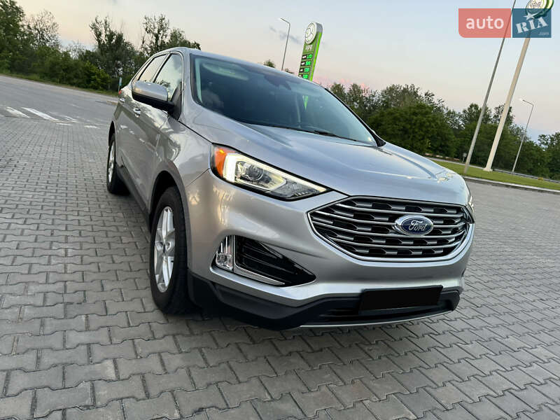 Внедорожник / Кроссовер Ford Edge 2022 в 