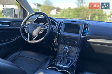 Внедорожник / Кроссовер Ford Edge 2016 в 