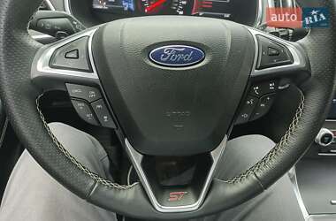 Внедорожник / Кроссовер Ford Edge 2021 в 