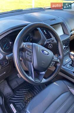 Внедорожник / Кроссовер Ford Edge 2015 в 