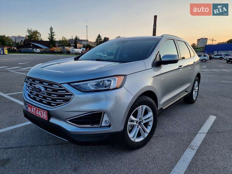 Внедорожник / Кроссовер Ford Edge 2019 в 